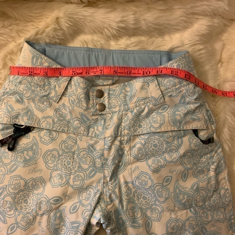 Betty Rides Paisley Collection Snowboard Pants - Picture 6 of 8
